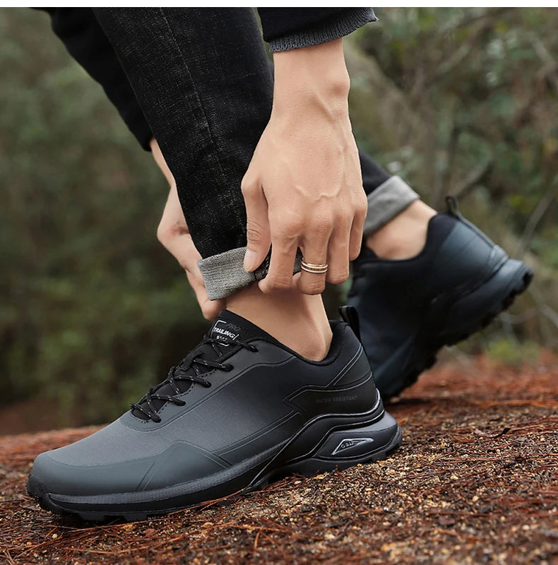 Bigger size Waterproof Anti-Skid hiking and train running shoees